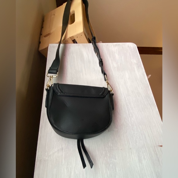 Black purse - Picture 2 of 4